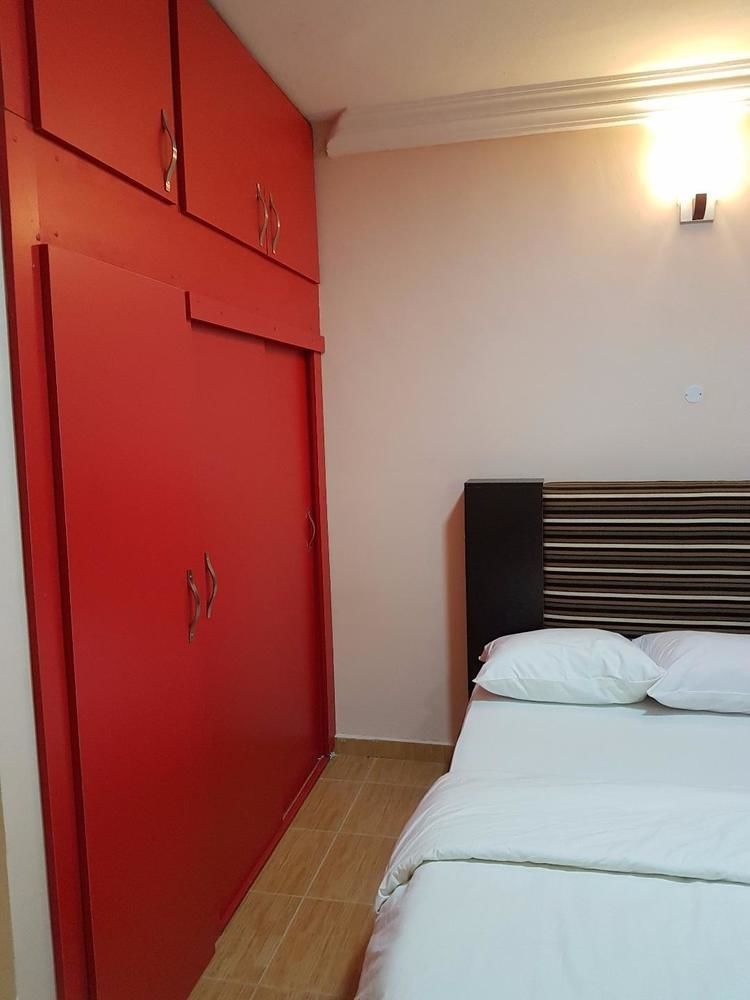 Hillside Gardens Ltd Hotel Lagos Bagian luar foto