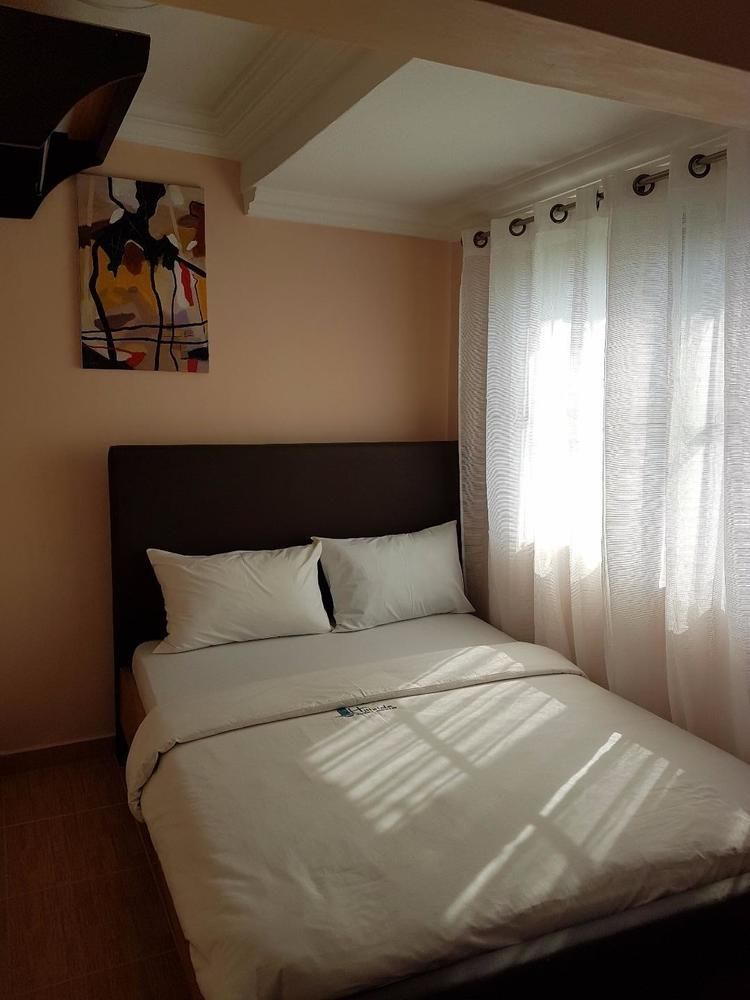 Hillside Gardens Ltd Hotel Lagos Bagian luar foto