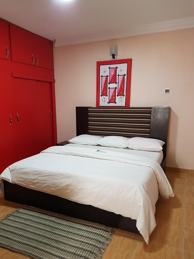 Hillside Gardens Ltd Hotel Lagos Bagian luar foto