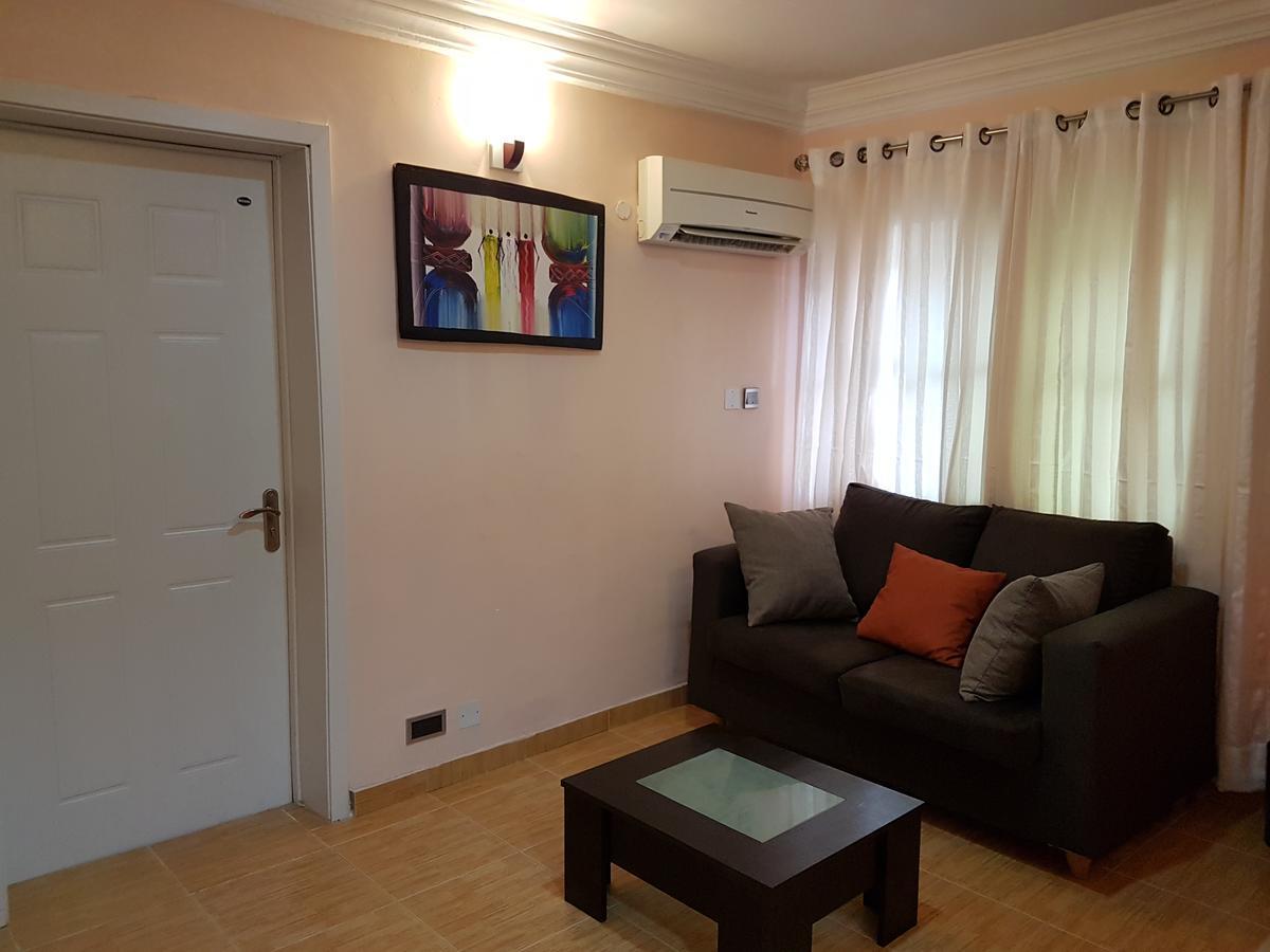 Hillside Gardens Ltd Hotel Lagos Bagian luar foto