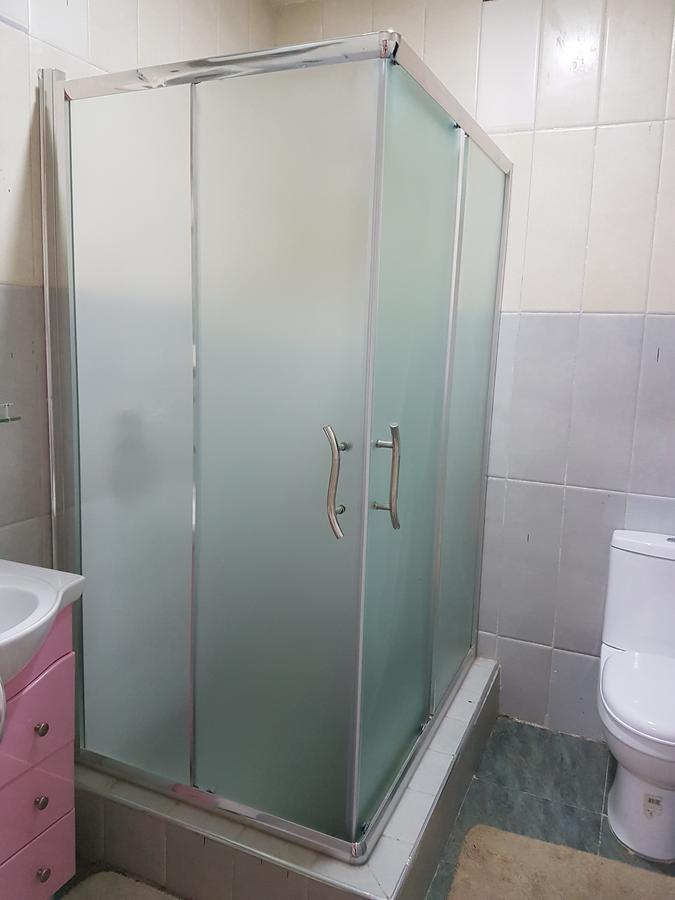Hillside Gardens Ltd Hotel Lagos Bagian luar foto